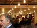 www.belleplus.com - belle perez tijdens opening van winkel, rumoerig publiek, rumoerige video.