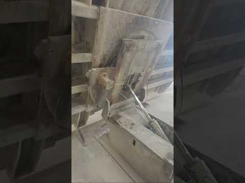 2004 LEVI TUNISI LTFP 546 Bridge Saws | STONE EQUIPMENT WAREHOUSE (2)