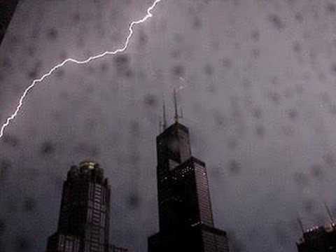 Sears Tower struck by lightning