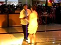 SALSEROS CONGA CORP DANCE, style on 1 Valio La Pena Marc Antony CUENCA ECUADOR.MOV