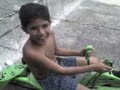 Adrian se atropella