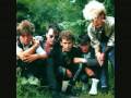 Dingo Nahkatakkinen tyttö -Kerjäläisten Valtakunta (1985)