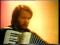 benny from abba & orsa spelman performing 'fodelsedasvals till mona' on swedish tv on new year's eve