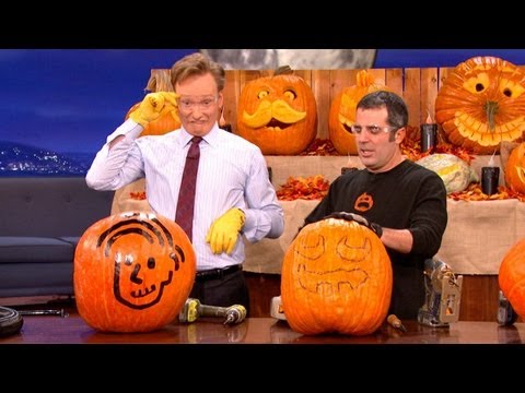 Conan - Extreme Pumpkin Carver Tom Nardone