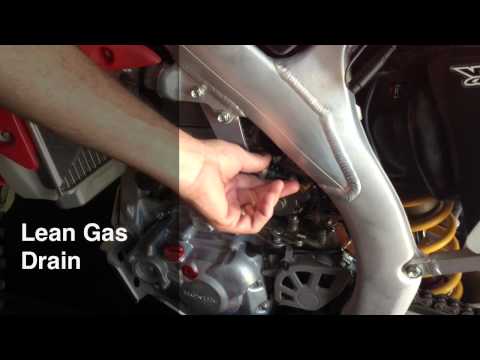 how to drain gas yz250f