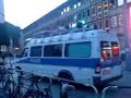 gr�n wei�er Partybus  in blau