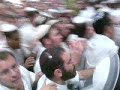 הקפות שניות המסורתיות בבית הרב קוק בירושלים.השיר וידע כל פעול כי אתה פעלתו.צולם במצלמת פלאפון לכן האיכות לא הכי טובה אבל השירה והניגונים מחפים על כך.צפייה מהנה!
