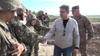 ՀՀ և ԼՂՀ վարչապետները եղել են մարտական դիրքերում (տեսանյութ) | Ա1+