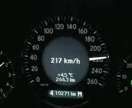maximum acceleration and speed MB E500