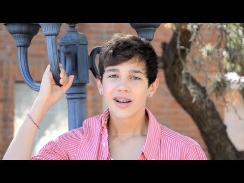 Mistletoe – Justin Bieber – music video cover by Austin Mahone – with lyrics