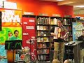 TMBG @ Borders Columbus Circle 2/23/8 - Flying V