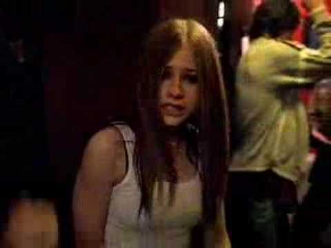 Avril Lavigne - I'm with you (second version)