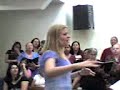 Vanessa Regendo a Assembleia de Deus - Lauzane Pta.