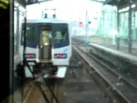 ＪＲ四国8000系、宇多津での連結作業その１ ～車内から～