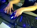 Different styles holding  mouse \"Claw grip and palm grip\"