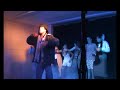 LES CONS SONNENT 2 La Danse