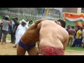 Fight in the Rain Bhupender of Guru Jasram and Ravinder Nagafgarh fights in the rain prt -3.MP4