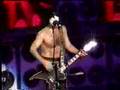 Kiss:Lick it up(Live Jones Beach 7-21-04)
