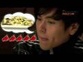 videos de RAZORTV - Razor Pop samples Taiwanese food with Eddie Peng (Pt 1)