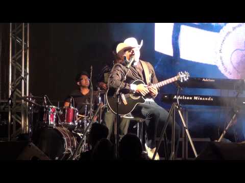 Show Padre Alessandro Campos