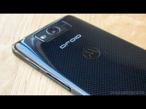 Droid - Phil has a good look at the new Motorola Droid Ultra, the shiny big brother of the Moto X.