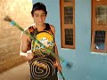 brincando com  devil stick