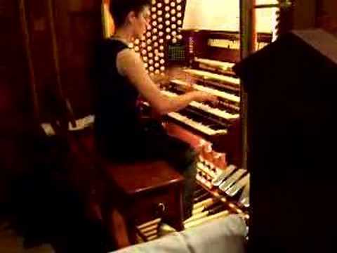Ruth Draper rehearsing @ St. Bart's NYC