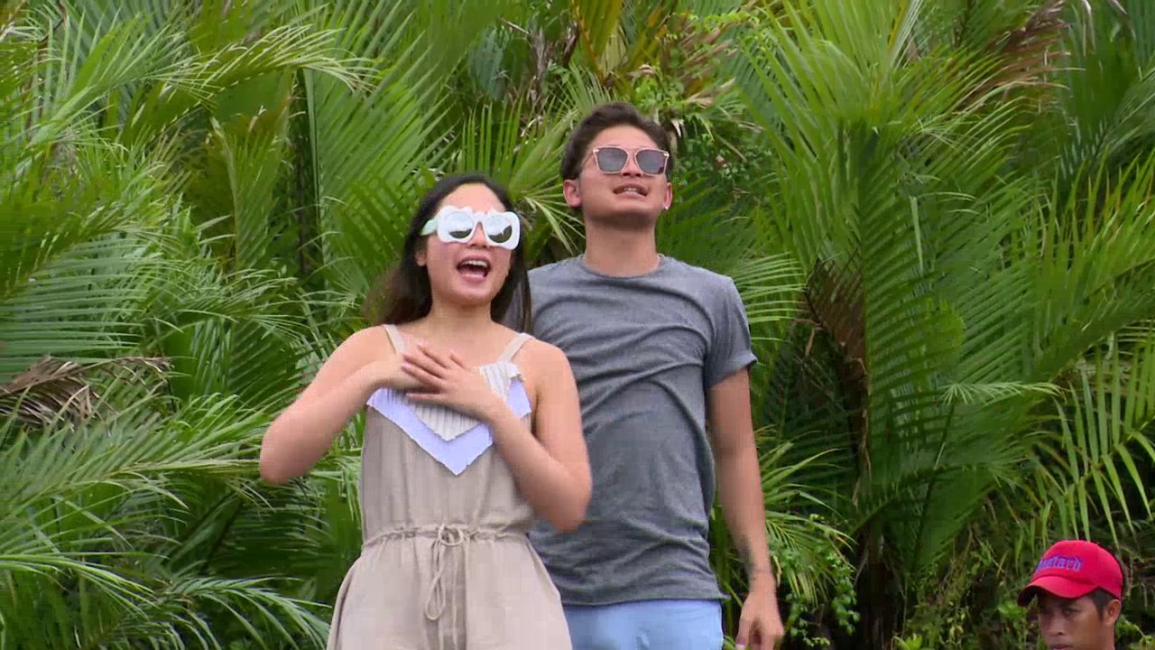 celebrity on vacation