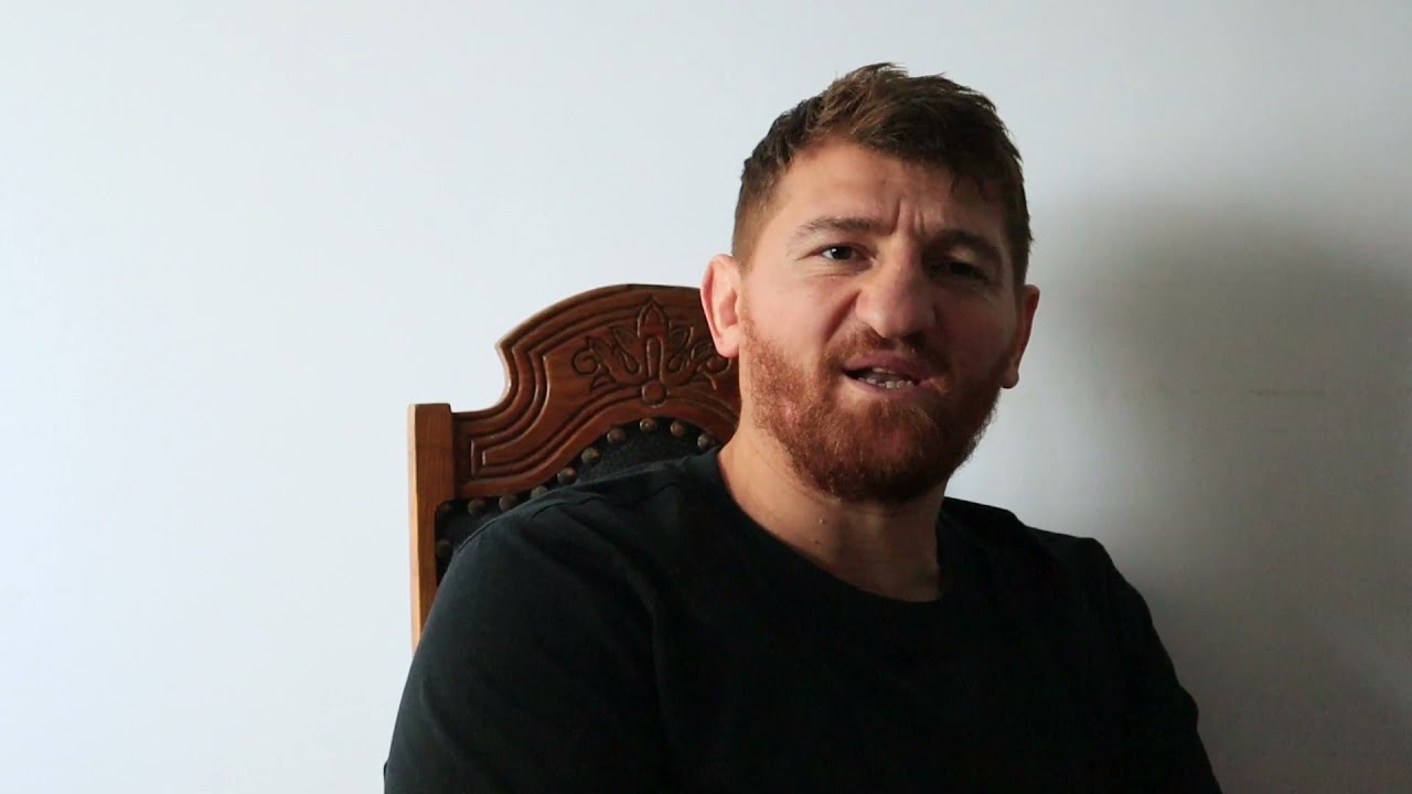 Premieră! Luptătorul Cătălin Moroșanu despre Dumnezeu, vicii și post!