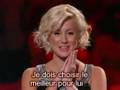 Blonde Américaine et la Géographie