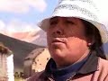 visviri

entre arica y bolivia

alejandra se prepara para salir a pinchar discos a alg�n club capitalino por �ltima vez antes de partir de viaje. su vida en la ciudad como dj se ver� interrumpida con un viaje a un aislado pueblo llamado visviri, en la frontera con per� y bolivia. lo m�s ins�lito es que la espera carlota y su peque�a hija, las dos �nicas habitantes de este poblado aimar�. la dj debe enfrentar un duro desaf�o frente a la soledad y al abandono en que se vive en este lugar.

comentarios en www.surreal.cl