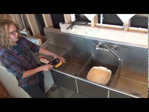 video-linktoworks-How to Clean and Sanitize a Three Compartment Sink