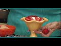 Gadget Gal� shows how to quickly dice veggies.