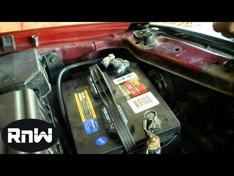 How to Remove and Replace a Headlight Bulb