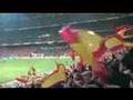 Himno de España-Suecia en el Bernabeu, cánticos y la ola.