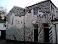 Bekijk muziek clip van Thom Yorke met Iluvya