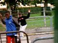 MERDE il y a LES KEUFS