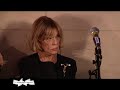 christine albanel, ministre de la culture, rend hommage � jeanne moreau lors de l'ouverture de cycle � la cin�math�que fran�aise, le mercredi 6 f�vrier 2008.