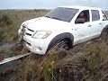 Jipeiros da Zona Sul salvando a Hilux do amigo do pitoca Jipeiros da Zona Sul salvando a Hilux do amigo do pitoca