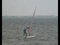 Valentin lernt Freestyle surfing