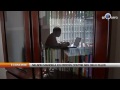 al qarra - la famille de nelson mandela se d�chire pour des questions d'argent. deux des filles du premier pr�sident noir d'afrique du sud, zenani et makaziw...