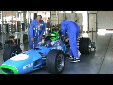 Henri Pescarolo au volant de la MATRA F1 V12 (1968) Nogaro Historic 2012.