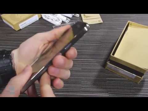 Samsung Galaxy S5 unboxing