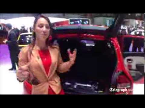 Renault shows off new Twingo at Geneva Motor Show