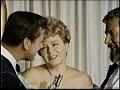 shelley wins her second oscar and loses a priceless necklace.