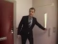 Knackelibang on the door!