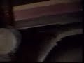 cruce de camiones y buses en el camino de la muerte