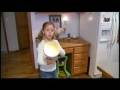 videos de Mead girl learns to cope with peanut allergy