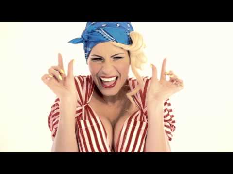 luda - Zvanicni video za pesmu