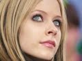 Avril Lavigne- Hot